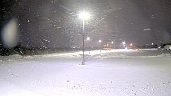 Weather camera view of Calcium Primary School.