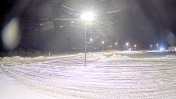 Weather camera view of Calcium Primary School.