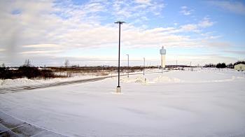 Weather camera view of Calcium Primary School.
