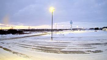 Weather camera view of Calcium Primary School.