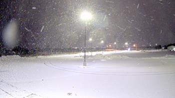 Weather camera view of Calcium Primary School.