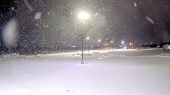 Weather camera view of Calcium Primary School.