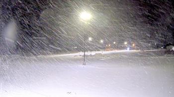 Weather camera view of Calcium Primary School.