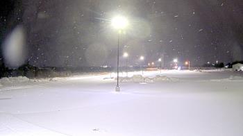 Weather camera view of Calcium Primary School.