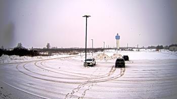 Weather camera view of Calcium Primary School.