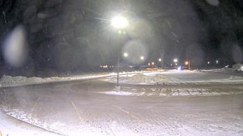 Weather camera view of Calcium Primary School.