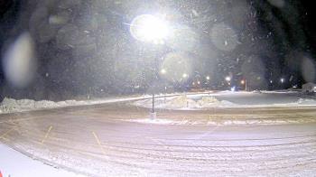 Weather camera view of Calcium Primary School.