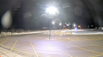 Weather camera view of Calcium Primary School.