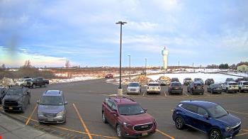 Weather camera view of Calcium Primary School.