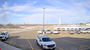 Weather camera view of Calcium Primary School.