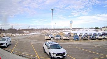 Weather camera view of Calcium Primary School.