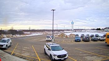 Weather camera view of Calcium Primary School.