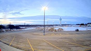 Weather camera view of Calcium Primary School.