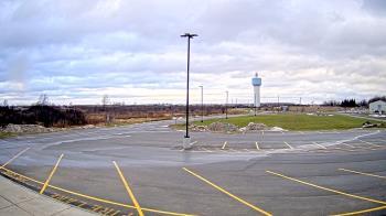 Weather camera view of Calcium Primary School.