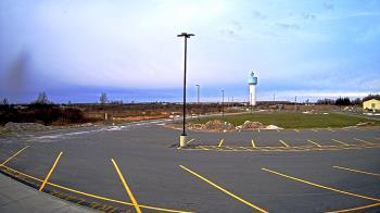 Weather camera view of Calcium Primary School.