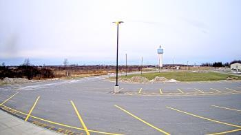 Weather camera view of Calcium Primary School.