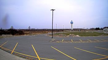 Weather camera view of Calcium Primary School.