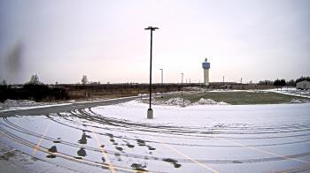 Weather camera view of Calcium Primary School.