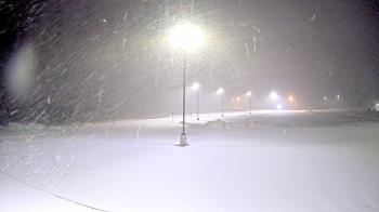 Weather camera view of Calcium Primary School.