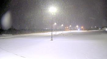 Weather camera view of Calcium Primary School.