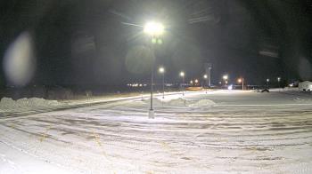 Weather camera view of Calcium Primary School.