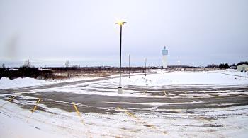 Weather camera view of Calcium Primary School.