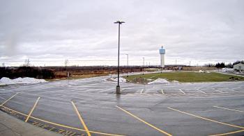 Weather camera view of Calcium Primary School.