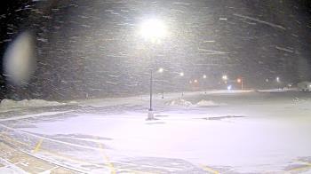 Weather camera view of Calcium Primary School.