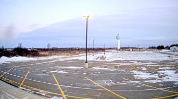 Weather camera view of Calcium Primary School.