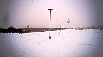 Weather camera view of Calcium Primary School.