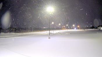 Weather camera view of Calcium Primary School.