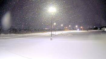 Weather camera view of Calcium Primary School.