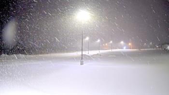 Weather camera view of Calcium Primary School.