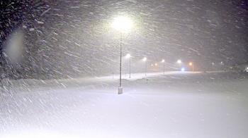 Weather camera view of Calcium Primary School.
