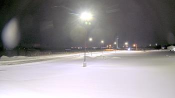 Weather camera view of Calcium Primary School.