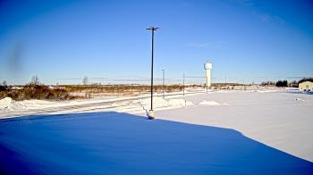 Weather camera view of Calcium Primary School.