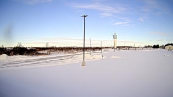 Weather camera view of Calcium Primary School.