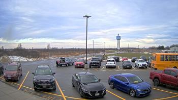 Weather camera view of Calcium Primary School.