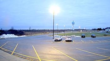 Weather camera view of Calcium Primary School.