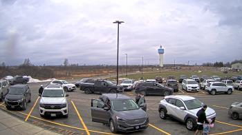 Weather camera view of Calcium Primary School.