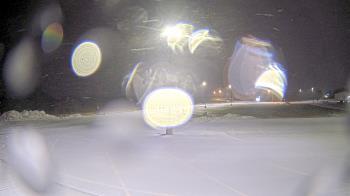 Weather camera view of Calcium Primary School.