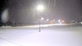 Weather camera view of Calcium Primary School.