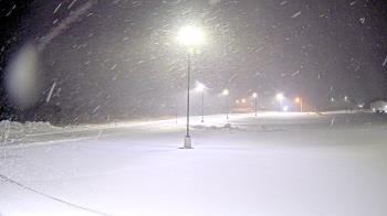 Weather camera view of Calcium Primary School.