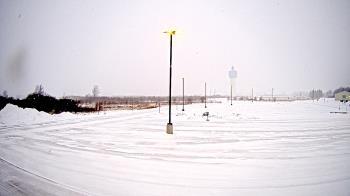 Weather camera view of Calcium Primary School.