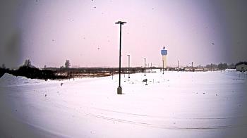 Weather camera view of Calcium Primary School.