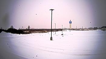 Weather camera view of Calcium Primary School.