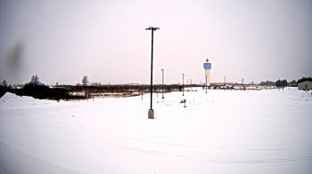 Weather camera view of Calcium Primary School.