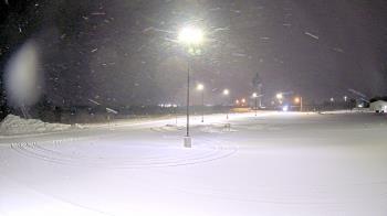 Weather camera view of Calcium Primary School.