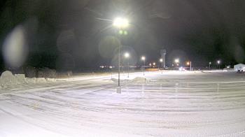 Weather camera view of Calcium Primary School.