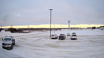 Weather camera view of Calcium Primary School.